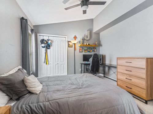 19018 Fishermans Bend Dr, Lutz FL  33558-9753 exterior