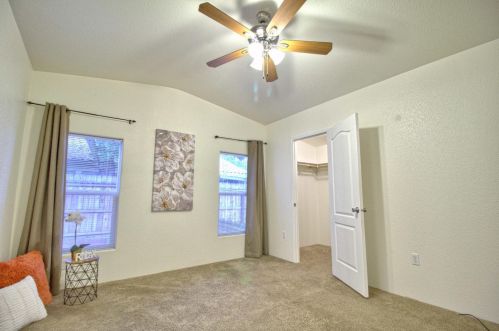 39 Clipper Ln, Modesto CA  95356-1711 exterior
