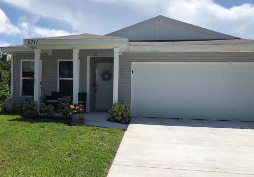5711 Eastwood Dr, Fort Pierce, FL 34951-4821