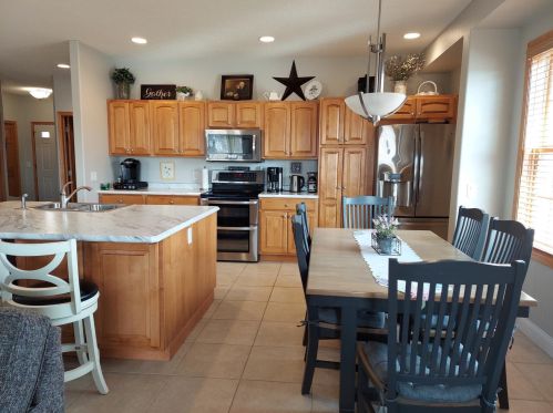 602 19th St, Willmar MN 56201-4827 exterior