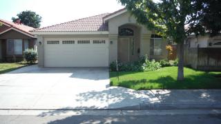 5605 Vartikian Ave, Fresno, CA 93722-3145