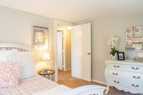 10 Beech St, Danbury CT  06810-5719 exterior