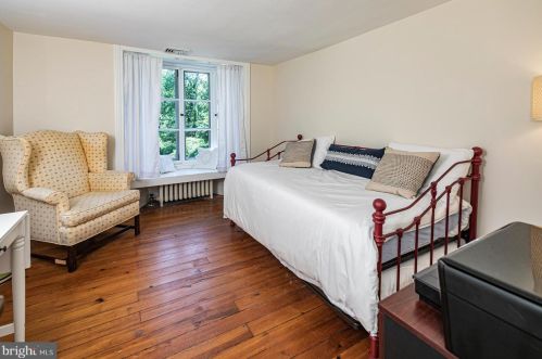 124 Mercer St, Princeton NJ 08540-4805 exterior