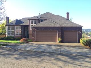11561 Highland Loop, Happy Valley, OR 97015-7205