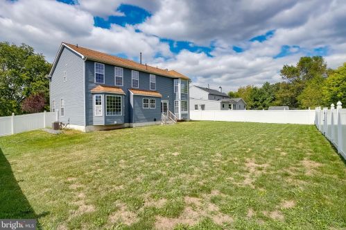 218 Harrogate Dr, Lumberton Township NJ  08048-5050 exterior