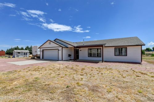2345 Yuma Dr, Chino Valley, AZ 86323-4753