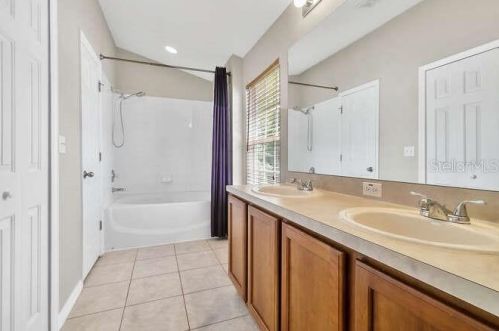 8335 Shallow Crk Ct, New Port Richey FL 34653-7019 exterior