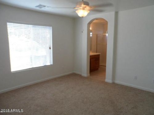 10925 Wilshire Dr, Avondale AZ  85392-5906 exterior