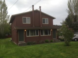 2214 Wilson Ave, Bellingham WA  98225-7547 exterior