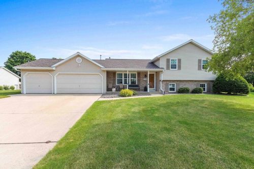 2120 Sunnymede Ln, Green Bay, WI 54311-6377