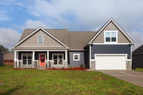 647 Laurel Ln, Murfreesboro, TN 37127-6420