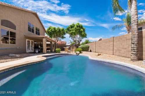 1394 Toledo St, Gilbert AZ  85295-5505 exterior