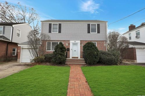 88 Waverly Ave, East Rockaway NY  11518-1331 exterior