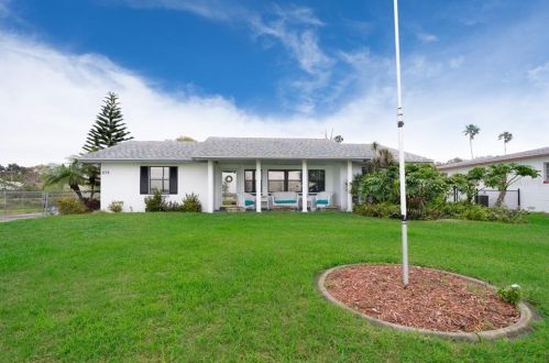 434 Lakeshore Blvd, Kissimmee, FL 34741-5745