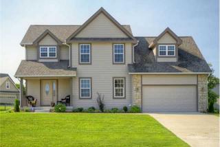 3233 20th St, Ankeny, IA 50021-7112