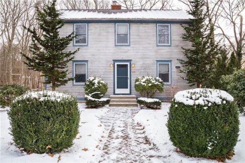 20 Oyster Shell Ter, South Kingstown, RI 02874-2444