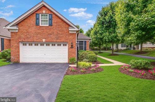 5490 Rodriquez Ln, Haymarket, VA 20169-6102