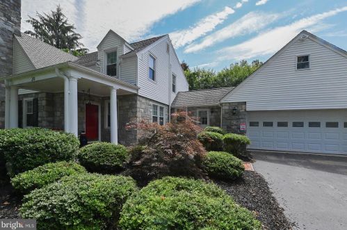 20 Whitehall Rd, Norristown, PA 19403-3216