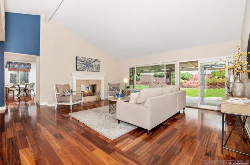 17565 Frondoso Dr, San Diego, CA 92128-1314