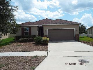 1316 Sawgrass Pointe Dr, Orlando, FL 32824-4873