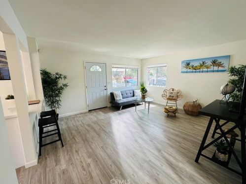 100 Louise St, Long Beach CA  90805-5320 exterior