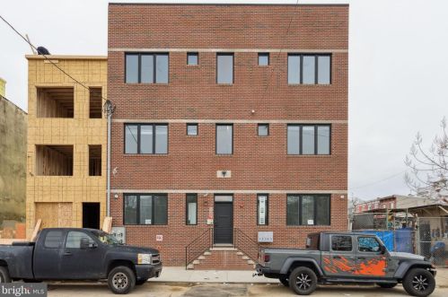 129 Cumberland St, Philadelphia PA  19125-4017 exterior