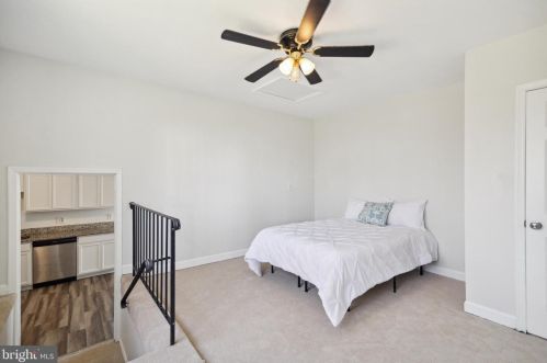 5262 Sudberry Ln, Woodbridge VA  22193-3463 exterior
