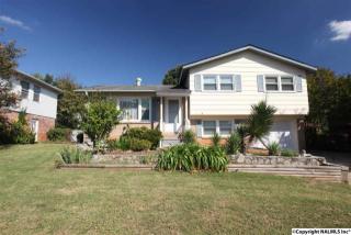 3215 Blue Crest St, Huntsville, AL 35805-4303