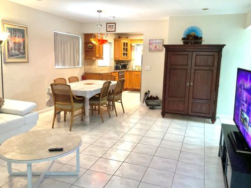 2401 Park Ave, West Palm Beach, FL 33404-4727