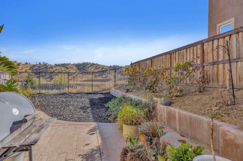 21252 Grapevine Dr, Grayson CA  95363-8903 exterior