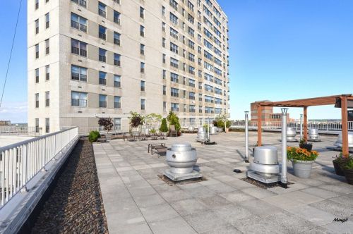 125-10 Queens Blvd, Jamaica NY  11415 exterior