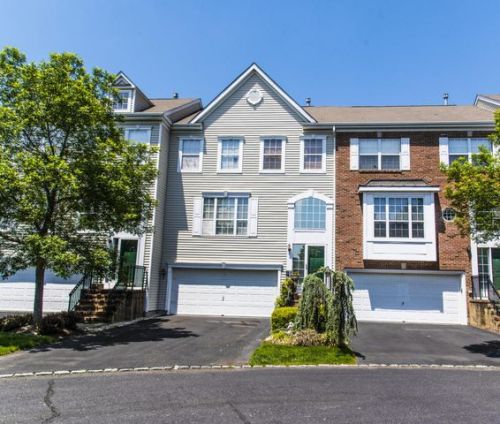 228 Hidden Lake Dr, Morganville, NJ 07751-2234