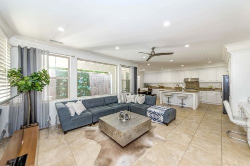 37 Deergrass, Irvine, CA 92618-2246