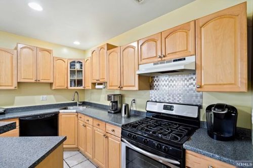 26 Mangold St, Paterson NJ exterior