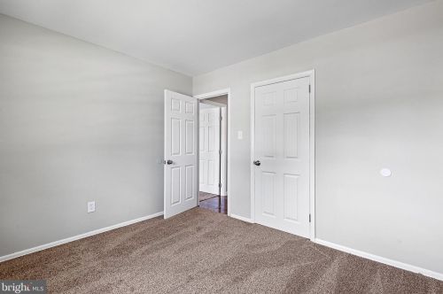 1104 Overhill Ct, Wilmington DE  19810-3108 exterior