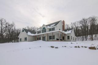 6403 Viaduct Rd, Dane, WI 53529-9709