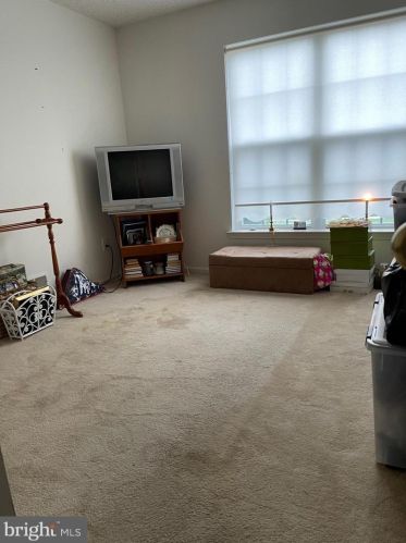 11 Meadowview Dr, Pilesgrove NJ 08098-2539 exterior