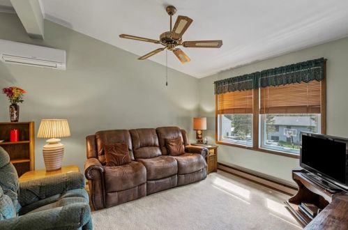 11 Pepper Bush Trl, South Kingstown RI  02874-2368 exterior