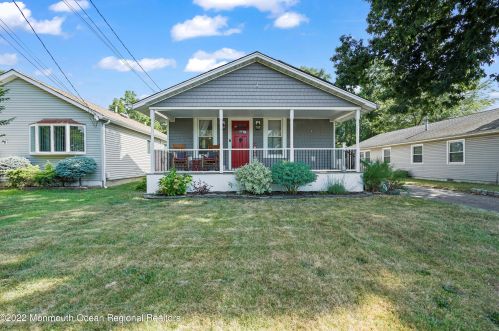 204 5th Ave, Wall Township, NJ 07753-6259