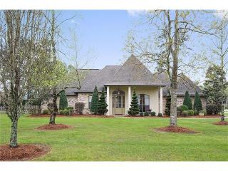 500 Royal Palm Ct, Madisonville, LA 70447-3148