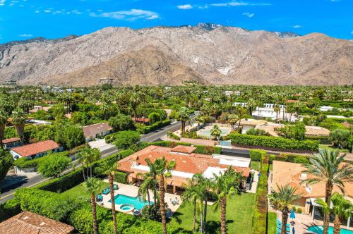 824 Avenida Palmas, Palm Springs CA  92262-5708 exterior