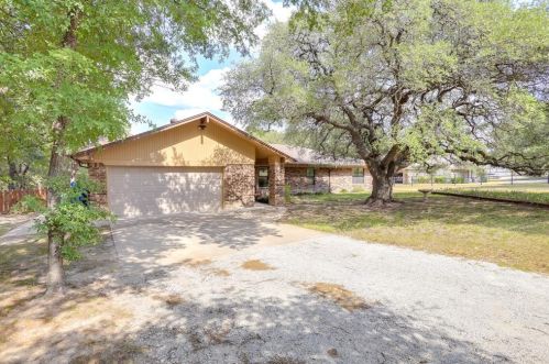 614 Newsom Mound Rd, Weatherford, TX 76085-8074