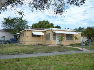 211 63rd Ct, Miami, FL 33126-4540