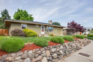 304 Ramona Ave, Wenatchee, WA 98801-1958
