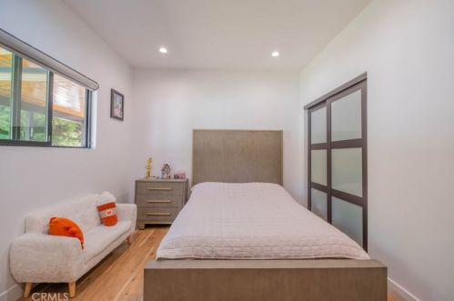 3411 Chevy Chase Dr, Glendale CA  91206-1418 exterior