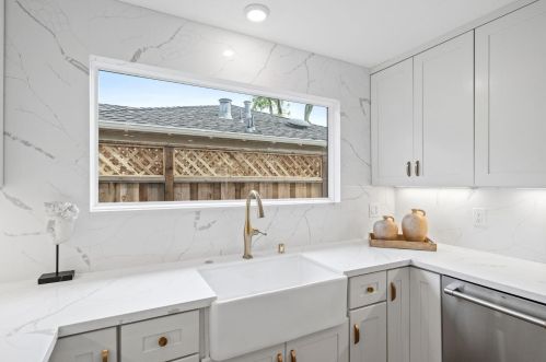 516 Baywood Ave, San Jose CA  95128-4601 exterior