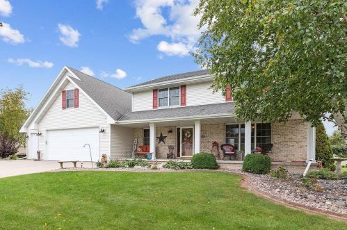 3560 Spyglass Hill Dr, Green Bay, WI 54311-6122