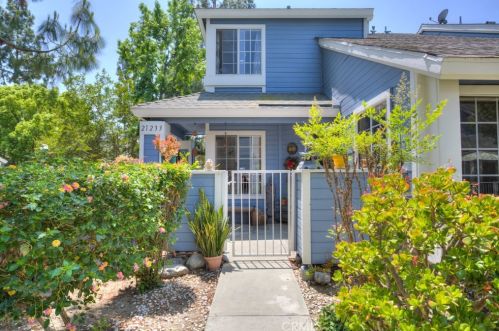 21233 Cottonwood Ln, Walnut CA  91789-3332 exterior