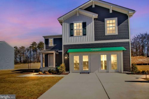35417 River Bend Dr, Locust Grove, VA 22508-3141