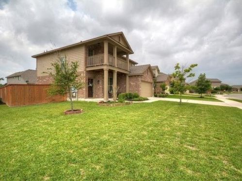 1216 April Meadows Loop, Georgetown TX  78626-7096 exterior